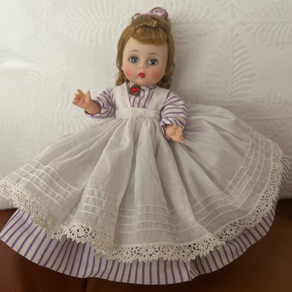 MADAME ALEXANDER Vintage "ALEXANDER-KINS" "MEG" 8" Doll